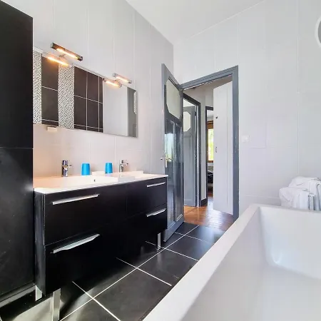 Apartament Avec Jardin, Animaux Acceptes - Fr-1-510-178